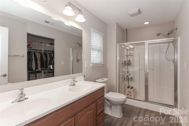 1123 Valley Street, Statesville, NC 28677