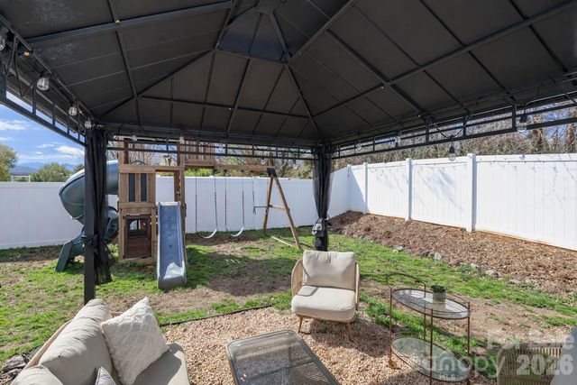 1123 Valley Street, Statesville, NC 28677