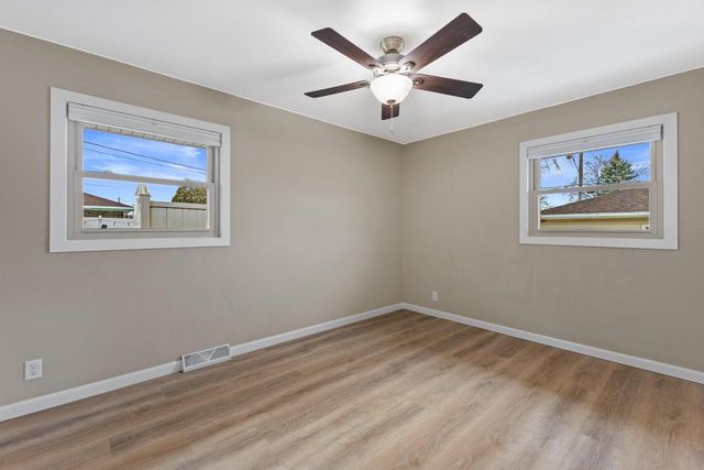 6956 W Morgan AVENUE, Milwaukee, WI 53220