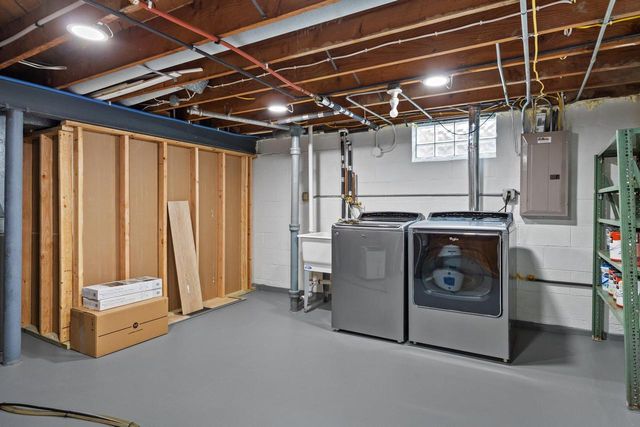 6956 W Morgan AVENUE, Milwaukee, WI 53220