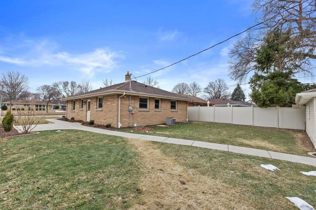 6956 W Morgan AVENUE, Milwaukee, WI 53220