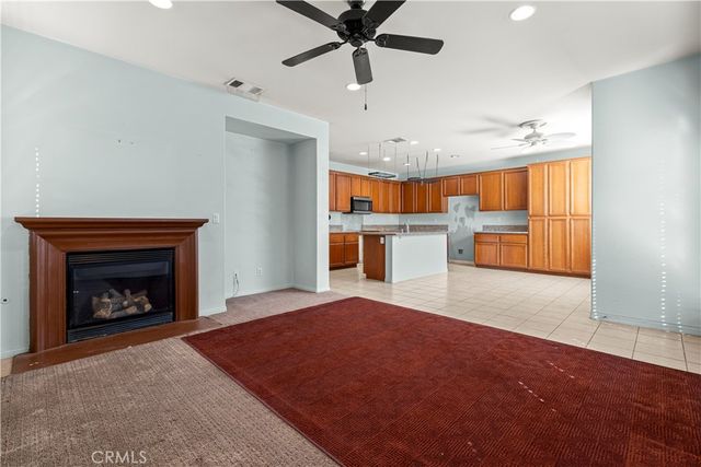 3863 Quartzite Lane, San Bernardino, CA 92407