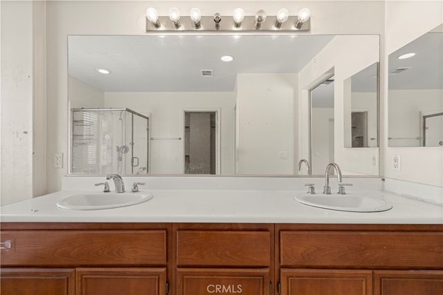 3863 Quartzite Lane, San Bernardino, CA 92407