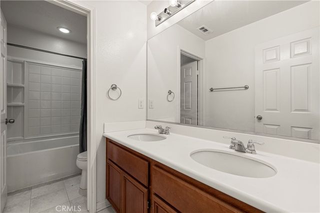 3863 Quartzite Lane, San Bernardino, CA 92407