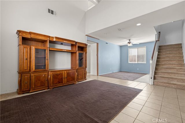 3863 Quartzite Lane, San Bernardino, CA 92407