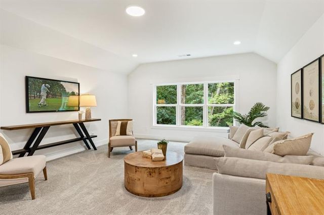 9110 Greenway Court, Gainesville, GA 30506