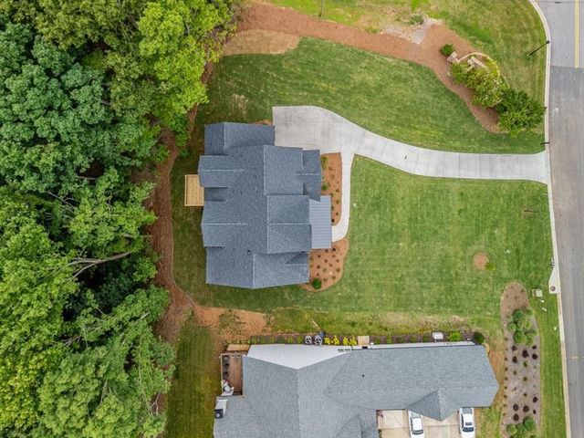 9110 Greenway Court, Gainesville, GA 30506