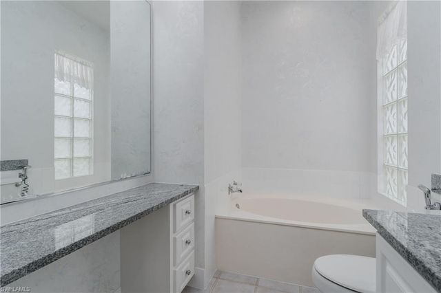 4892 San Pablo CT, Naples, FL 34109