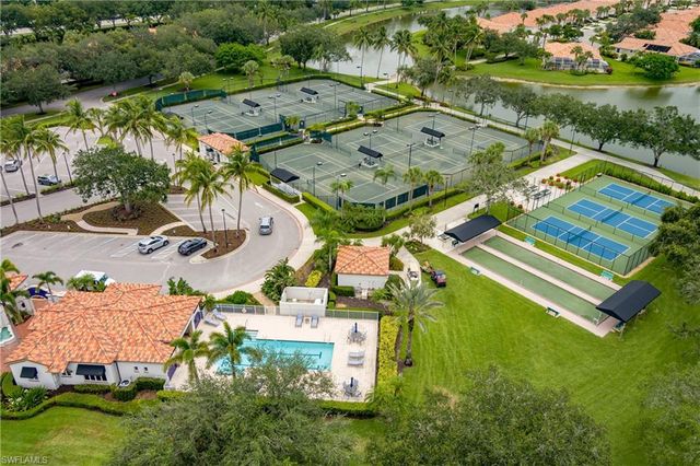4892 San Pablo CT, Naples, FL 34109
