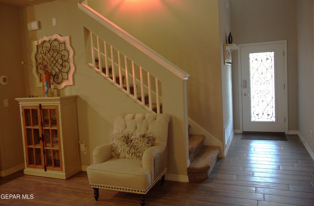 801 OXFORDSHIRE Street, El Paso, TX 79928