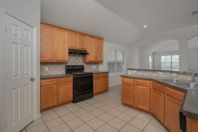 1779 Eagle River Trail, Lancaster, TX 75146