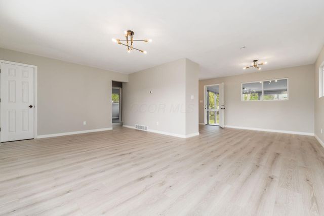 2906 Ashby Road, Columbus, OH 43209