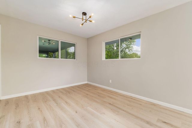 2906 Ashby Road, Columbus, OH 43209