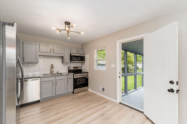 2906 Ashby Road, Columbus, OH 43209
