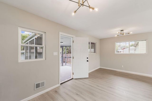 2906 Ashby Road, Columbus, OH 43209