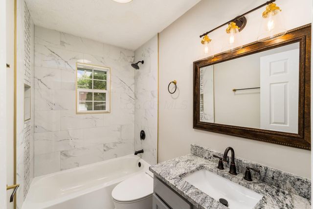 2906 Ashby Road, Columbus, OH 43209
