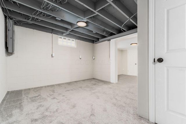 2906 Ashby Road, Columbus, OH 43209