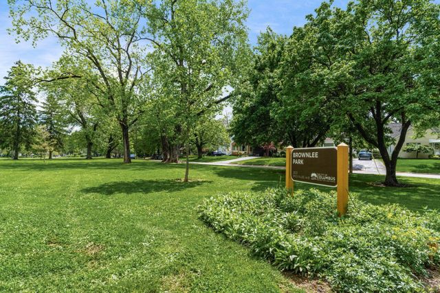 2906 Ashby Road, Columbus, OH 43209