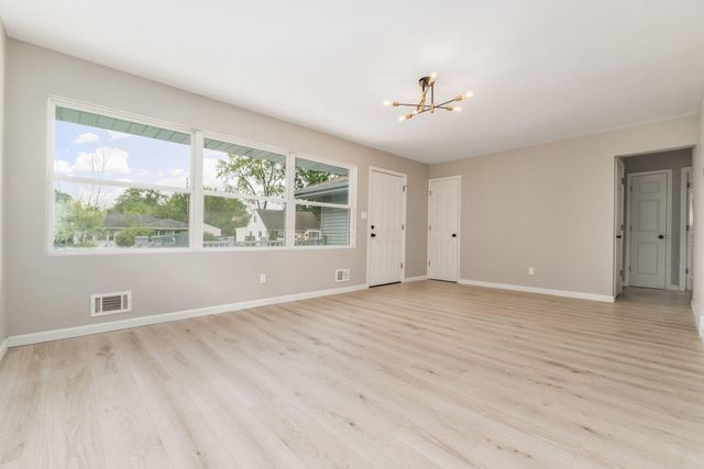 2906 Ashby Road, Columbus, OH 43209