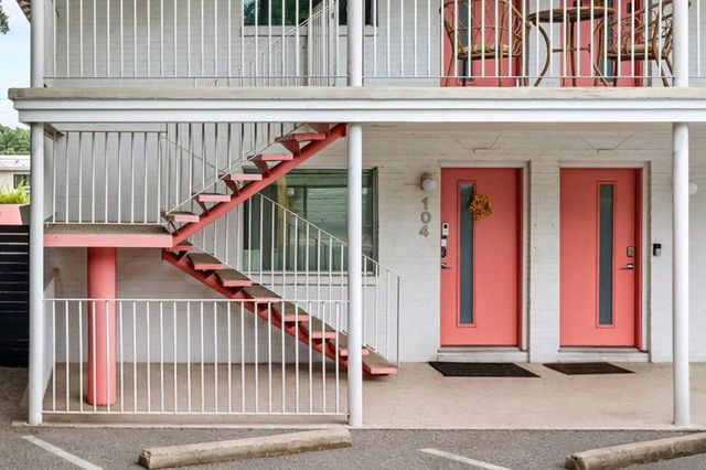 1208 Enfield RD 104, Austin, TX 78703