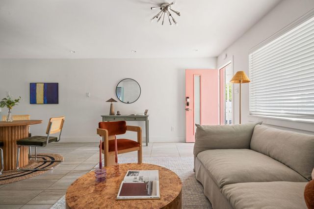 1208 Enfield RD 104, Austin, TX 78703