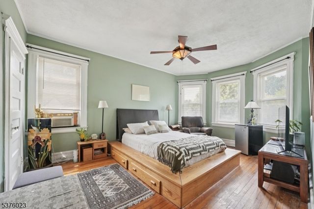 24 Girard Pl, Newark City, NJ 07108