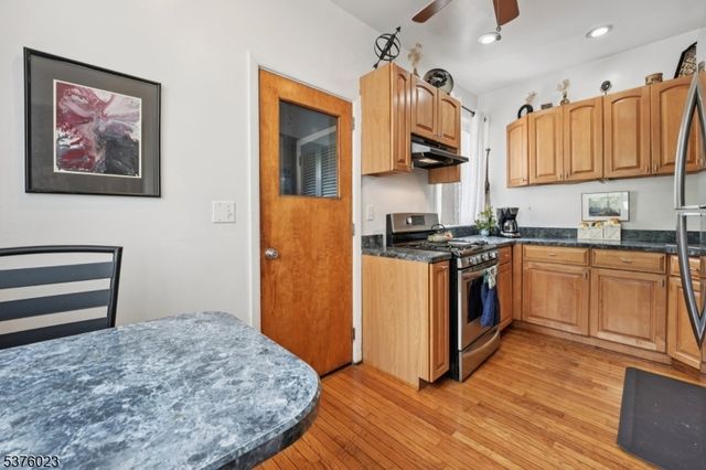 24 Girard Pl, Newark City, NJ 07108