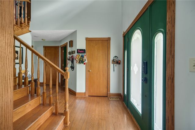 22 Table Rock Drive, Holiday Island, AR 72631