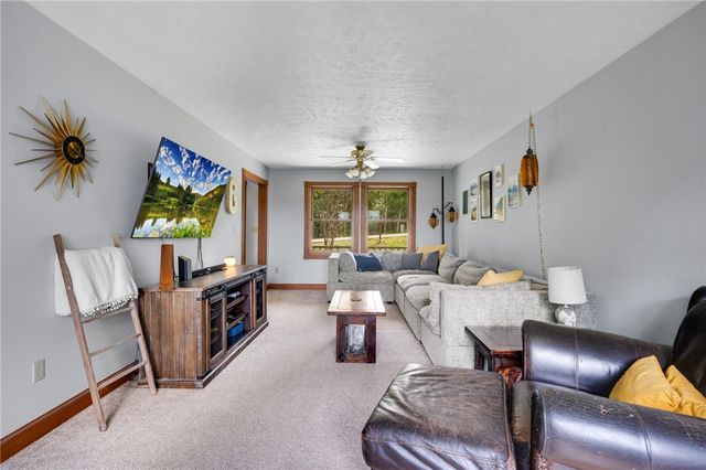 22 Table Rock Drive, Holiday Island, AR 72631