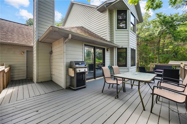 22 Table Rock Drive, Holiday Island, AR 72631