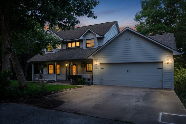 22 Table Rock Drive, Holiday Island, AR 72631