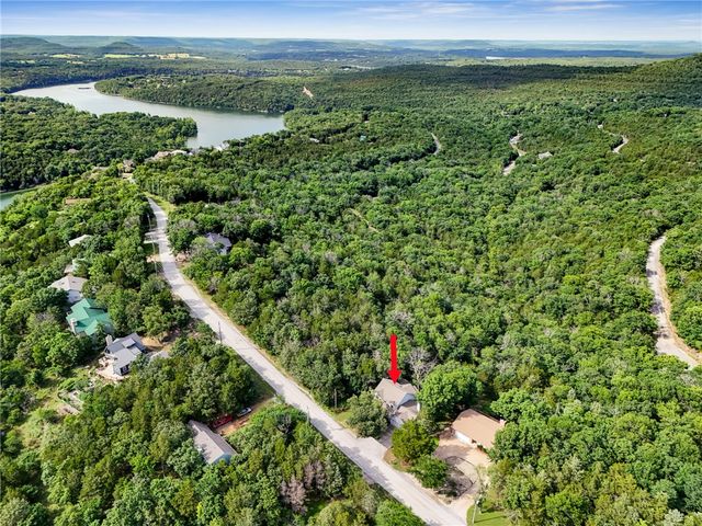 22 Table Rock Drive, Holiday Island, AR 72631