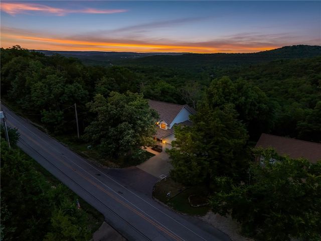22 Table Rock Drive, Holiday Island, AR 72631