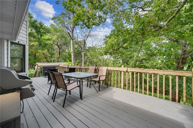 22 Table Rock Drive, Holiday Island, AR 72631