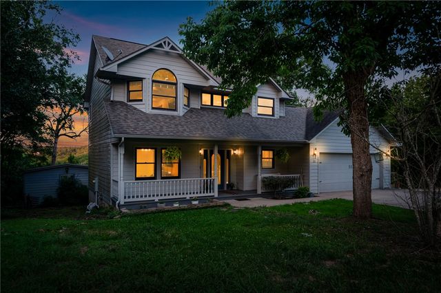 22 Table Rock Drive, Holiday Island, AR 72631