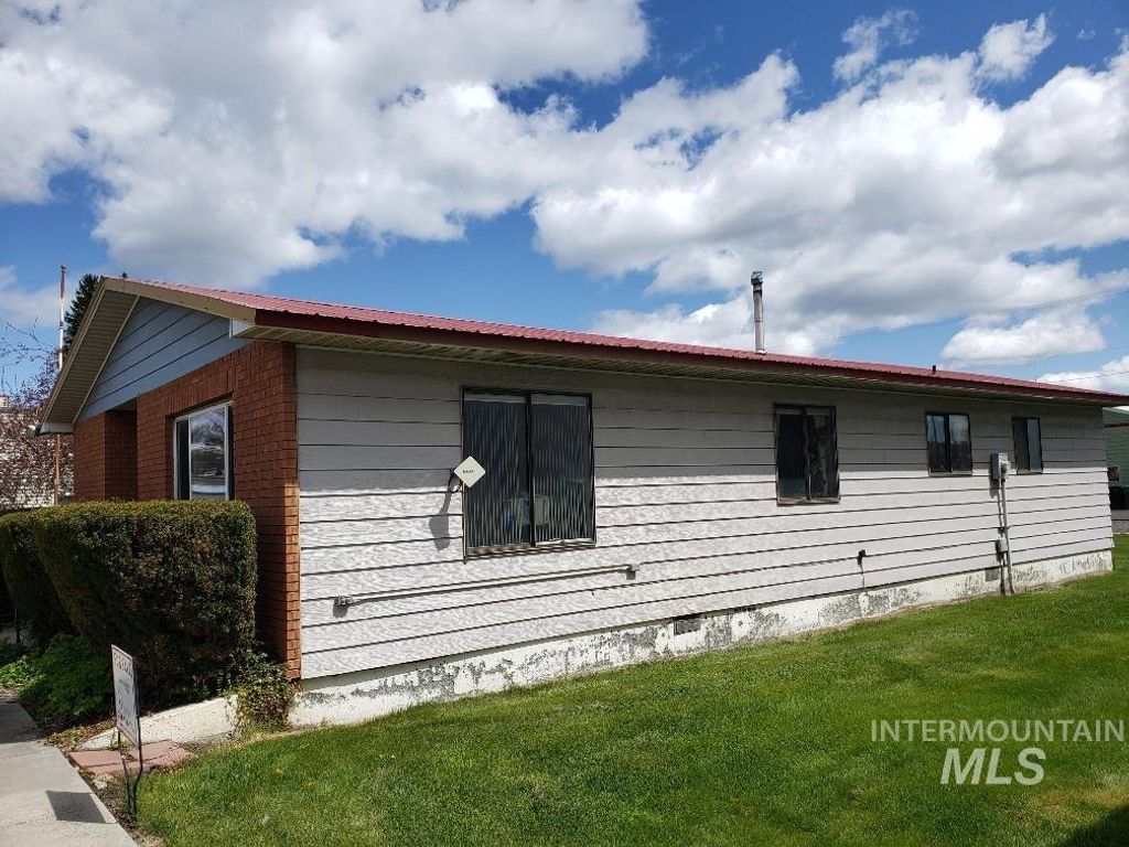 505 Oak Street, Nezperce, ID 83543 photo 3