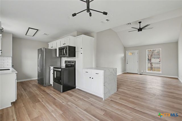 2701 Cross Timber, Killeen, TX 76543