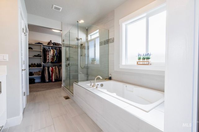 882 E Pascua Dr, Kuna, ID 83634