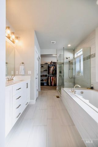 882 E Pascua Dr, Kuna, ID 83634