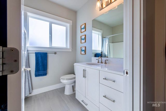 882 E Pascua Dr, Kuna, ID 83634