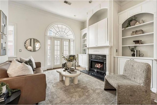 802 Ciiftin Heights LN NE, Atlanta, GA 30329