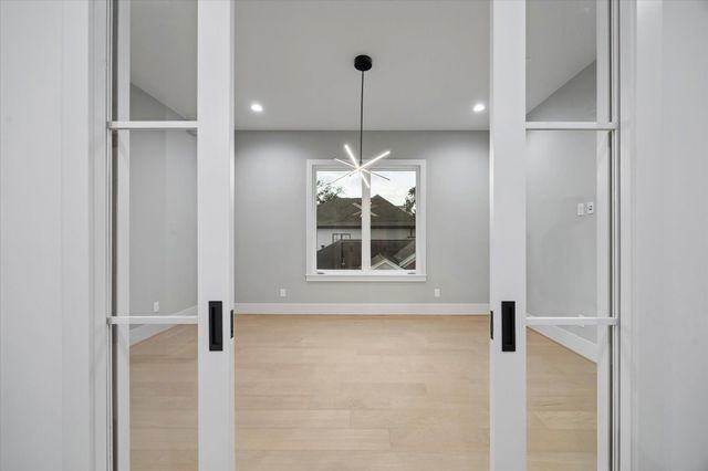 2205 North Boulevard, Houston, TX 77098