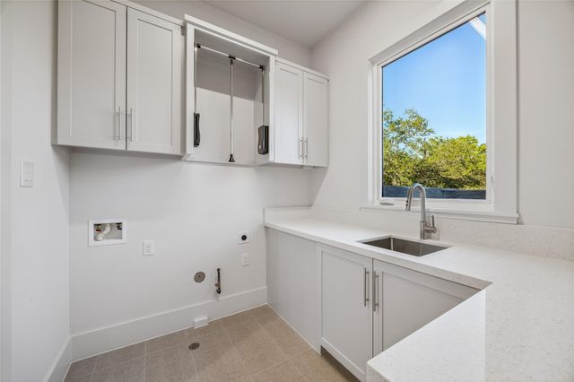 2205 North Boulevard, Houston, TX 77098