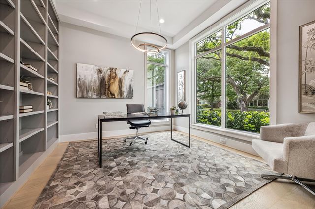 2205 North Boulevard, Houston, TX 77098