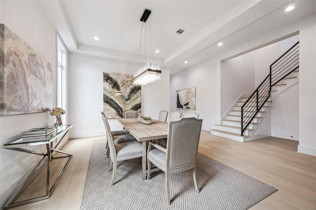 2205 North Boulevard, Houston, TX 77098