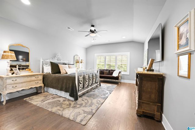 2021 KINZEL LANE, Hoover, AL 35242