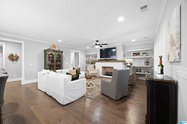 2021 KINZEL LANE, Hoover, AL 35242