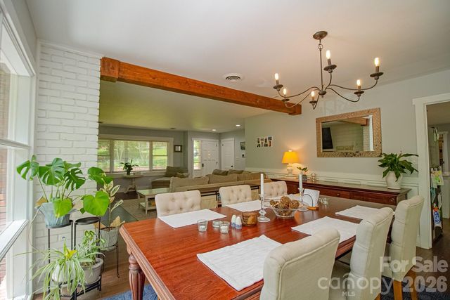 36 Clarendon Road, Asheville, NC 28806