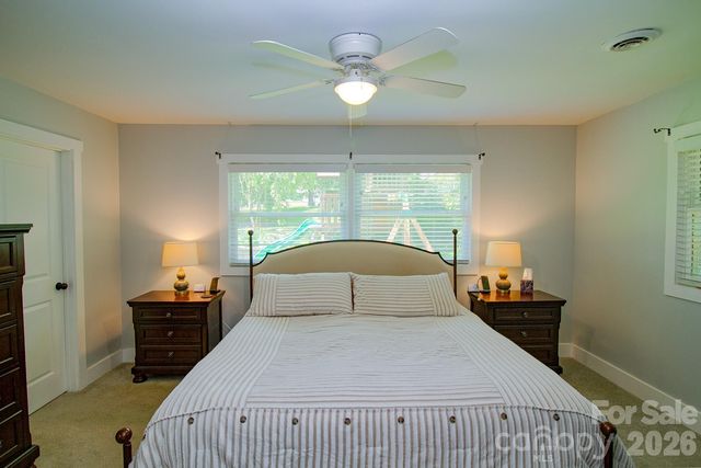 36 Clarendon Road, Asheville, NC 28806