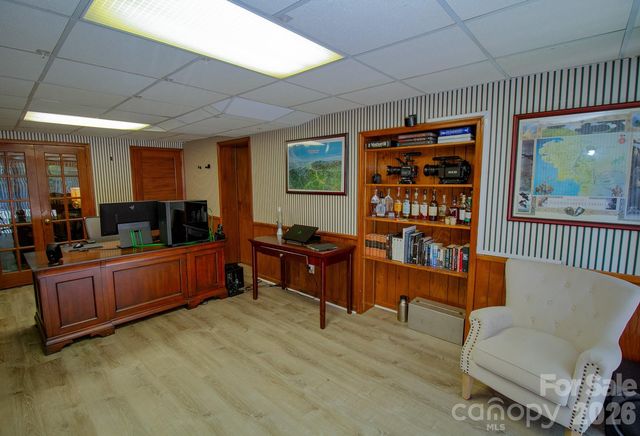 36 Clarendon Road, Asheville, NC 28806